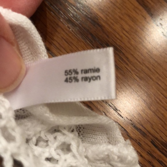 NWT! Outback Red white sleeveless sweater - Picture 4 of 7